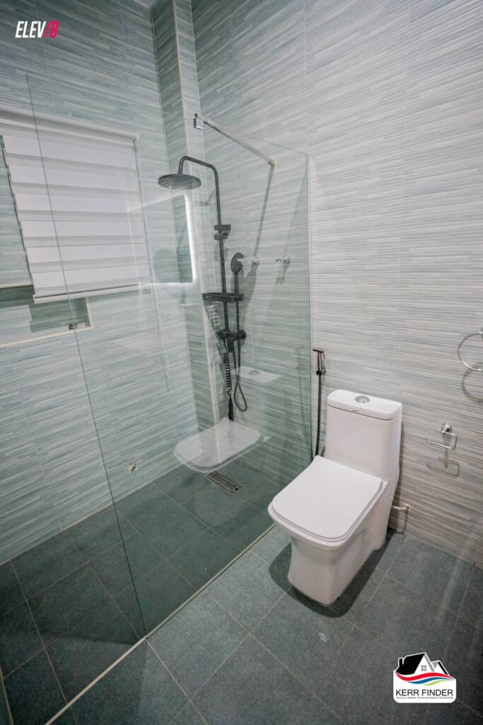 Kerr Madam Sowe interior